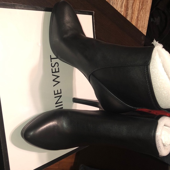 Nine West Quillin Platform Booties - Picture 3 of 6
